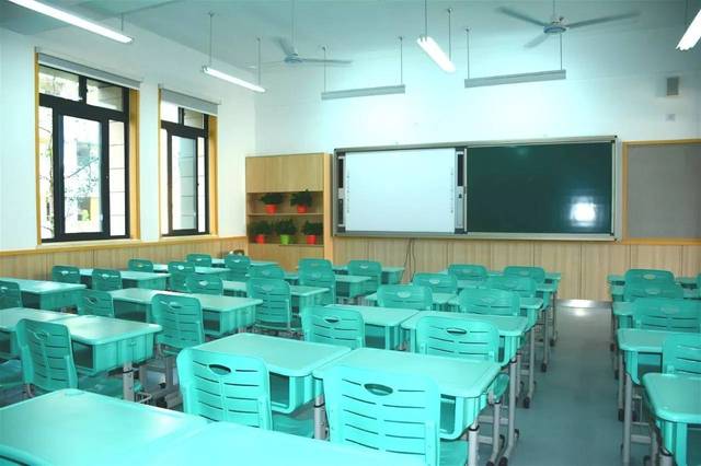 丹枫实验小学
